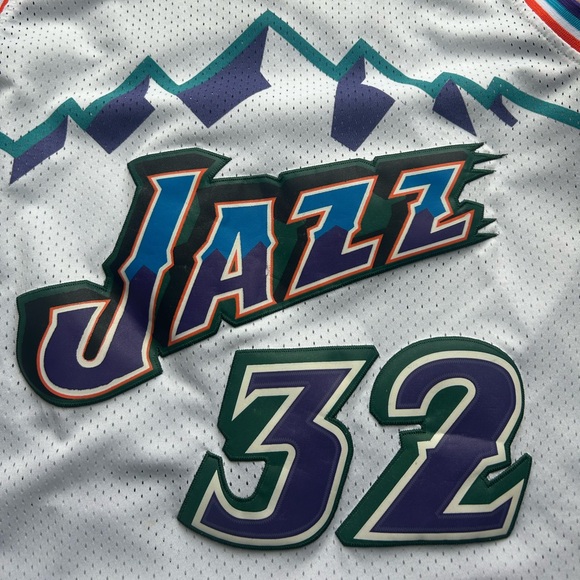 Utah Jazz Adidas Hardwood Classics Karl Malone Jersey Size Men Small - Picture 4 of 6